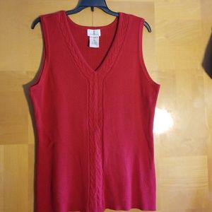 Nice red knit top! Plus size